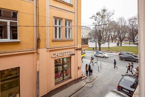 Romari Проспект Свободи 31