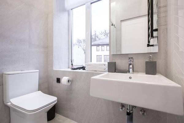 High castle park view studio Lil