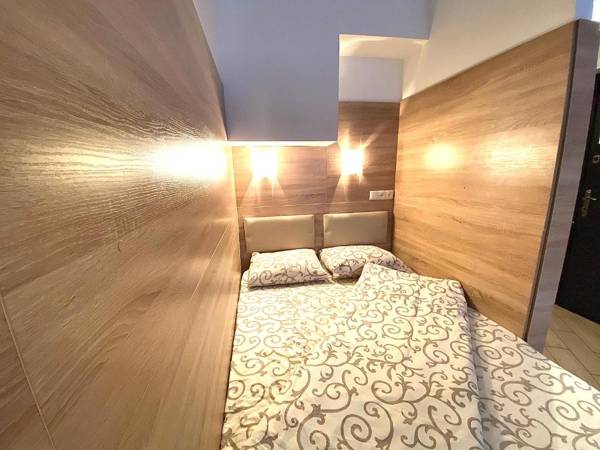 Mіні- економ апартаменти в центральній частині Львова