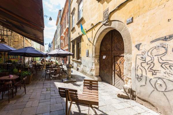 Апартаменти на вулиці Вірменській 35 біля Дзиги.