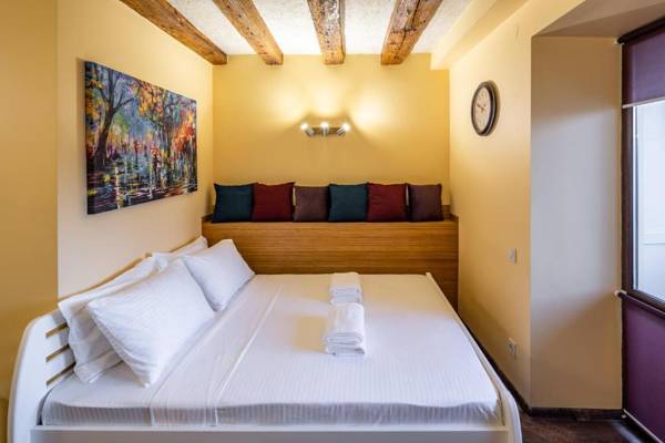 Alfa Apartments Rynok Square 18