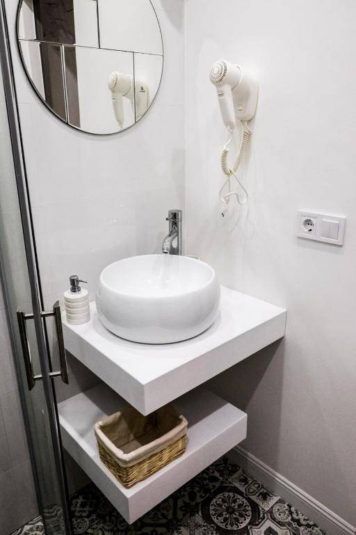 Чорно -білий люкс в центрі