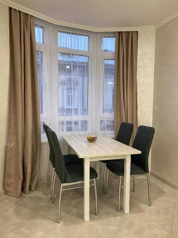 Apartment in Khmelnytsky Street