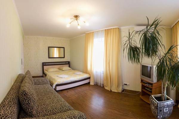 Kyiv apartment on Derevlyanskaya street close to the downtown