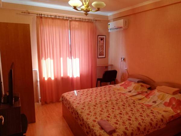 Plaza City Apartments