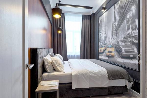 VIP 1 bedroom Studio on Baseynaya Street