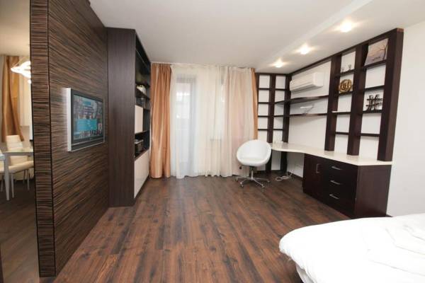 Workspace - Inn Home Apartments - Ocean Plaza area