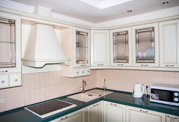 Apartment on Vandy Vasylevskoi Street 3