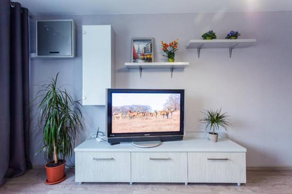 Apartment Obolon metro station