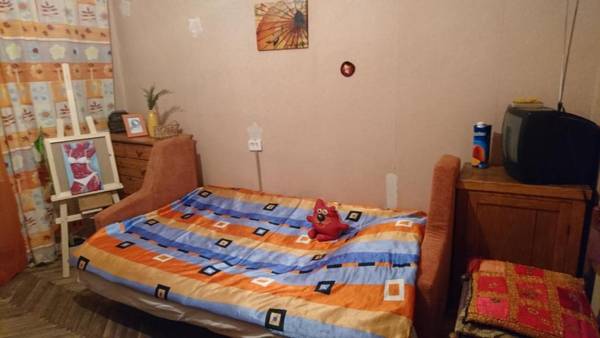 Comfortable isolated turnkey room near the subway and the International Exhibition Center