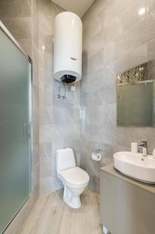 Smart App near Railway Station Kvartet 3C