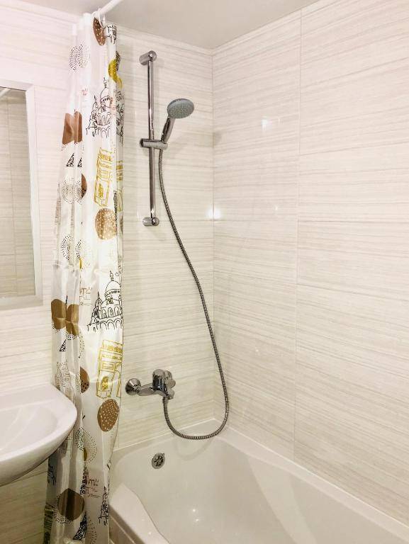 Obolon metro station