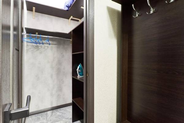 Уютная VIP студия в центре метро Политех Охматдет паркинг