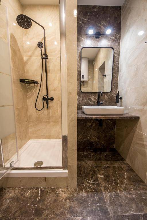 Apartments on Ploscha Lva Tolstoho