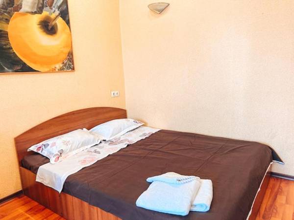 apartment near metro station Darnitsa