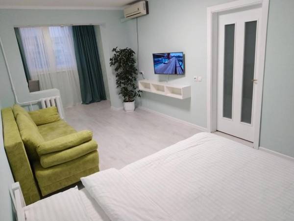 2х комнатная возле skymall & X-park