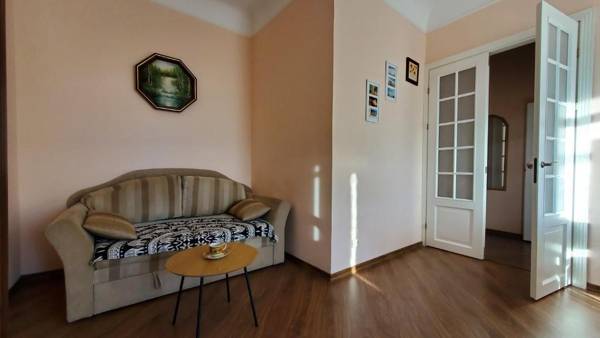 Kyiv TOP LOCATION 60m2 apt in old city fast WIFI selfchekin