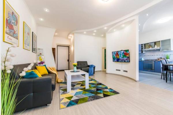 ЦЕНТР 2 комнатная квартира возле ТЦ Arena-City