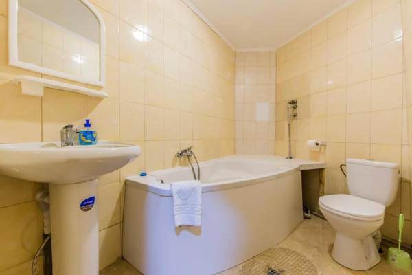 Комфортный номер в уютном апарт-отеле (центр)