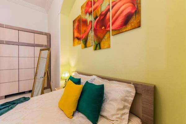 2 комнатная квартира возле ТРЦ Гуливер. ЦЕНТР