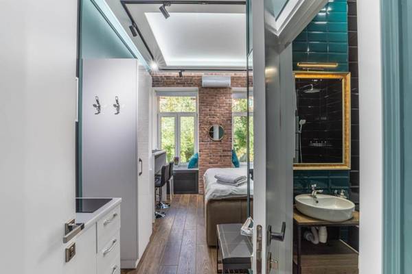 Luxury Urban Lofts Across Baseina & Arena