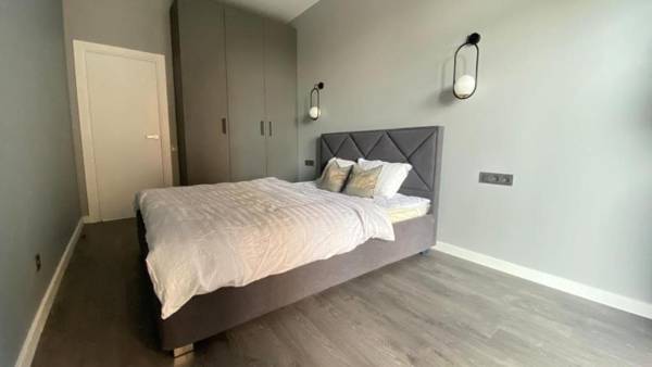 Big VIP Design Apartment in New Complex(жк Auroom)