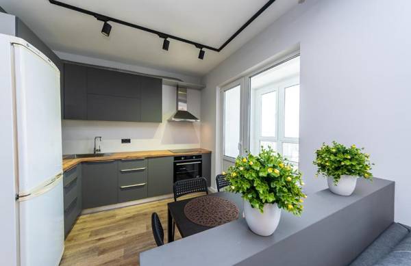 Осокорки видовая современная 3х комнатная с 2мя спальнями рядом с Эпицентром.