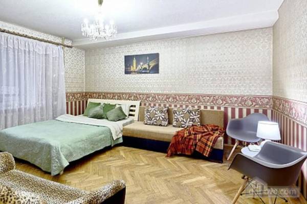 S17/67 TWO SEPARATE BEDROOMS - CENTER - PALACE OF SPORT