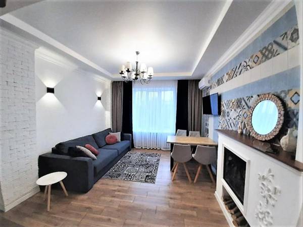 2 BDR apartment near Gorky Park Center