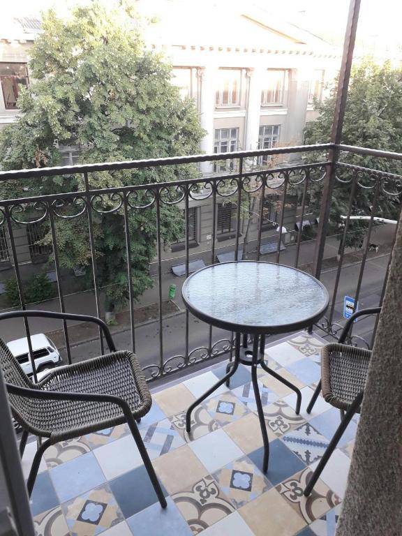 2 BDR apartment near Gorky Park Center