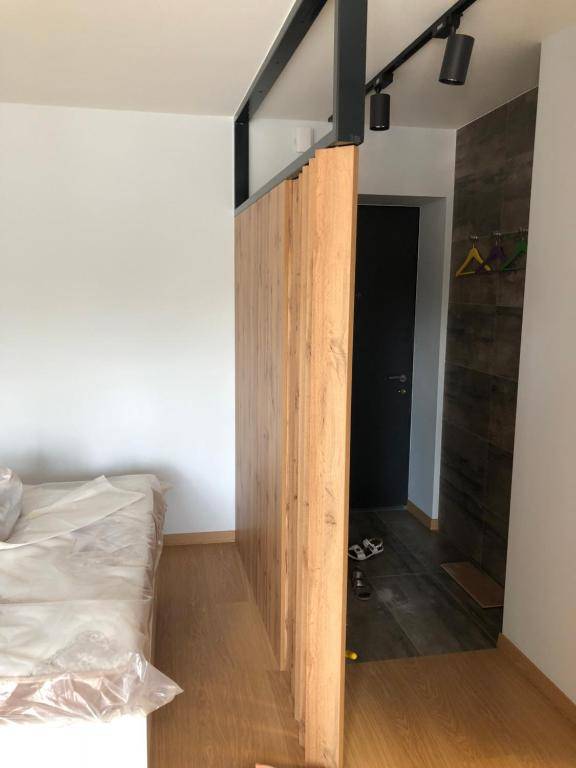 Пр Поля 110 Апартаменты