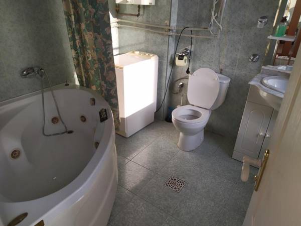 Lux in the center with Jacuzzi Most City Area