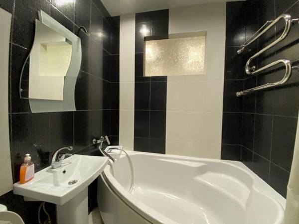 Spacious 1-bedroom near Most City Center