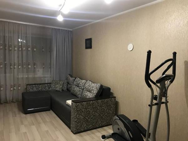 Apartment with balcony on Peremohy Avenue 43