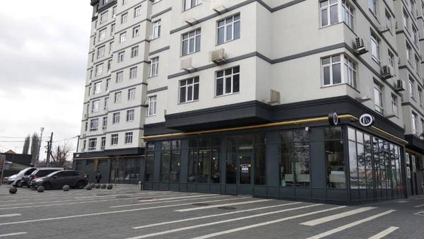 Fly Up Home apartment