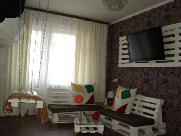 Apartment on Vasylia Stusa St 10