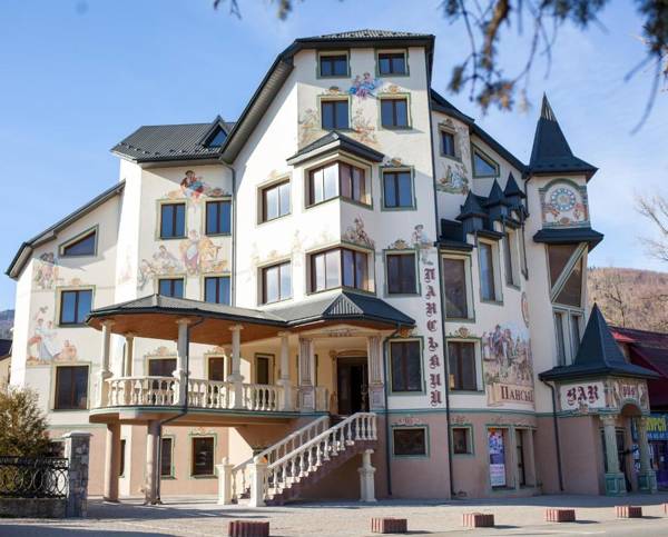 Baron SPA Hotel - Museum Yaremche