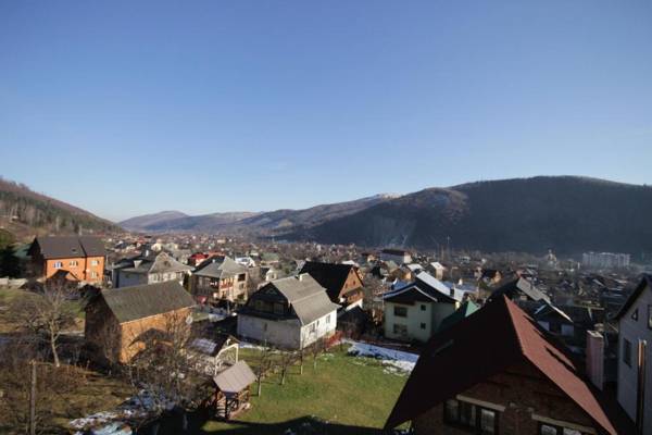 Садиба АнноМарі - відпочинок в Карпатах котедж Яремче