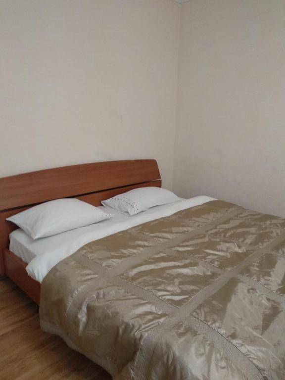 Apartment at Lypynskogo 3