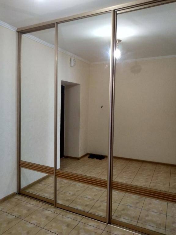 Apartment at Lypynskogo 3