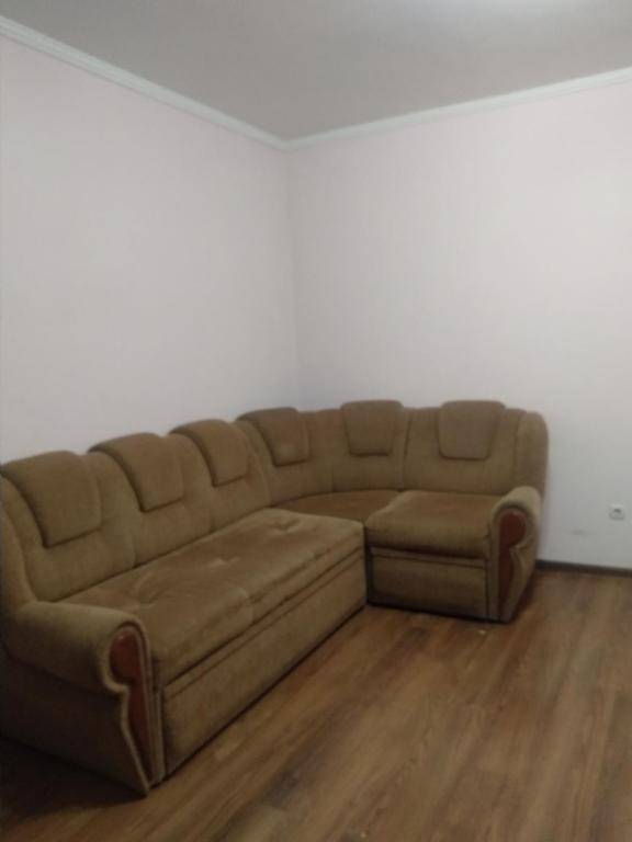 Apartment on Artsieulova 22