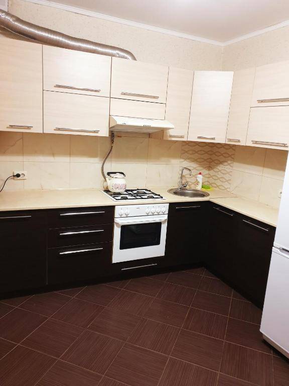 Apartment on Chornovola 44