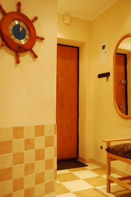 Three Bedroom Stepana Bandery Street