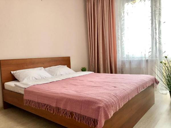 Lux apartments in the city center near the park and Zlata Plaza