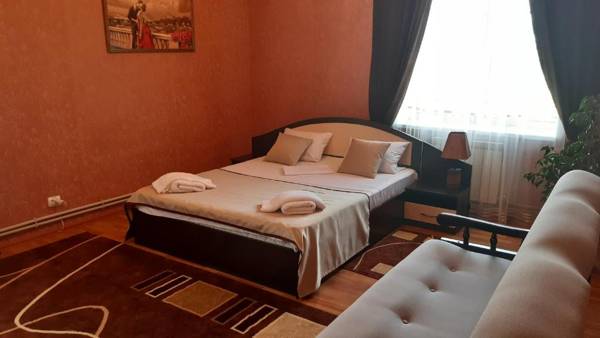 Motel Xameleon