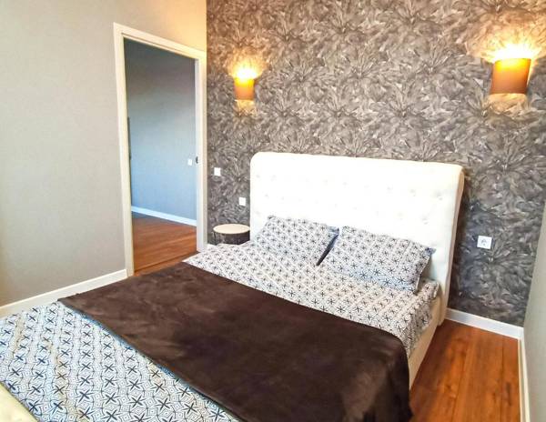 0157 Новая квартира рядом с аэропортом Жуляны