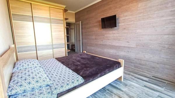 0158 Квартира рядом с аэропортом Жуляны