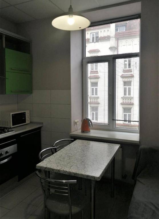 2х кімнатна квартира у Львові поряд з залізничним вокзалом