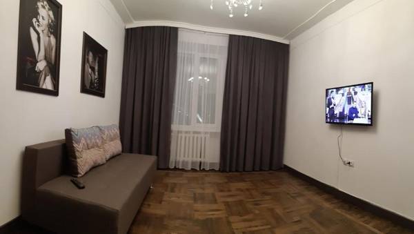 Apartment on Soborna 101