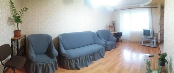 Two-bedroom apartment on Lenina avenue